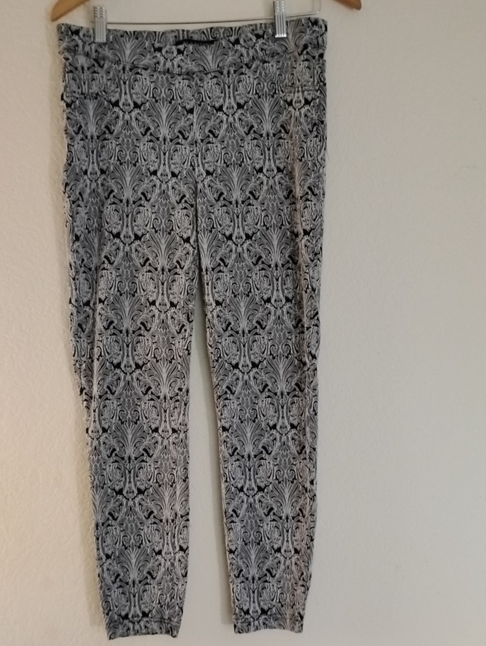 Zac & Rachel Textured Pattern Stretchy Pants